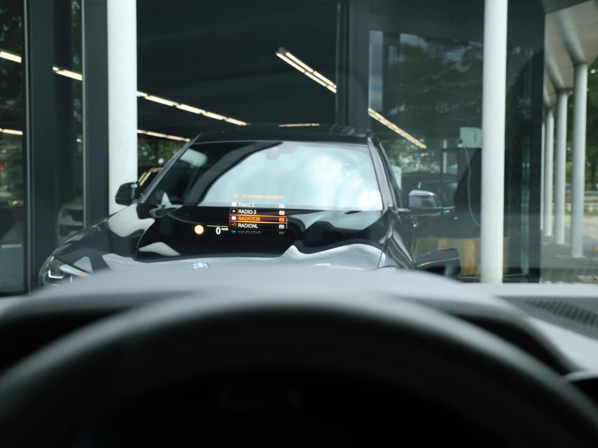 46780134-37.jpg